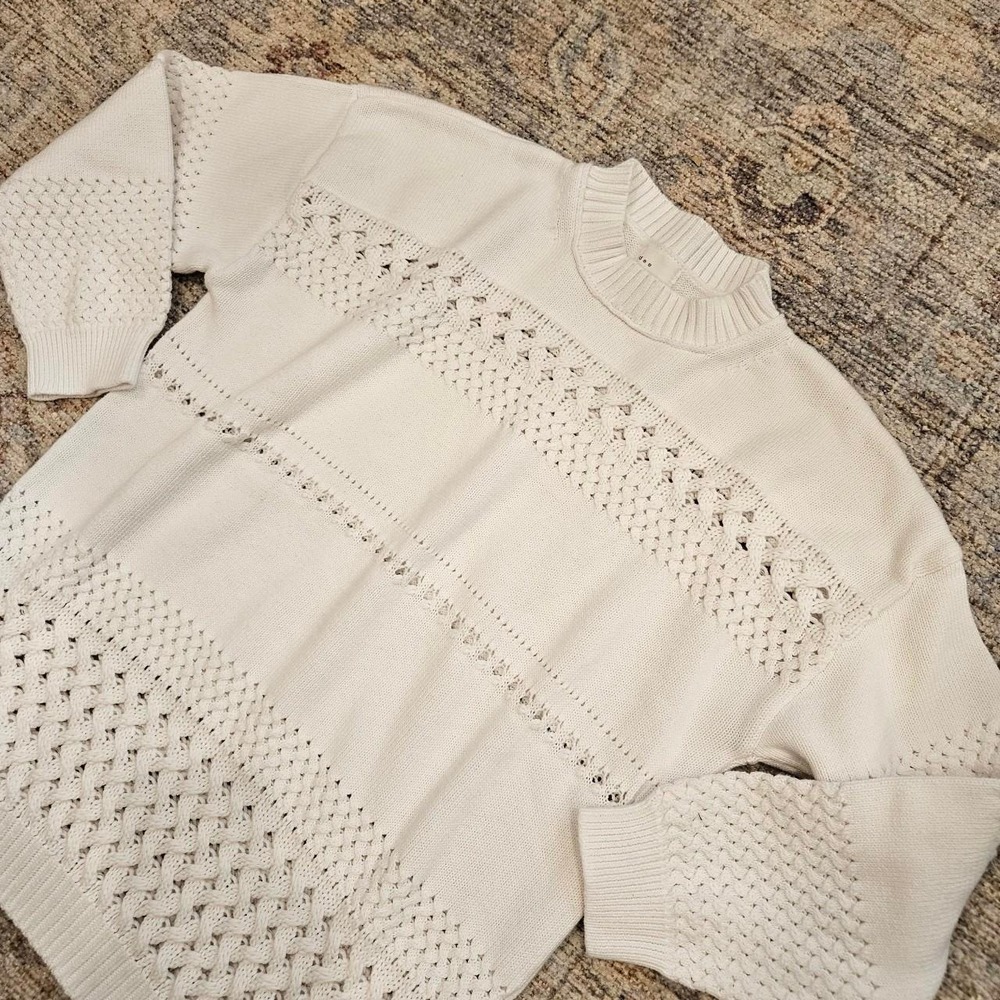 Vtg. White Dee Elly sweater Medium mockneck Crochet
